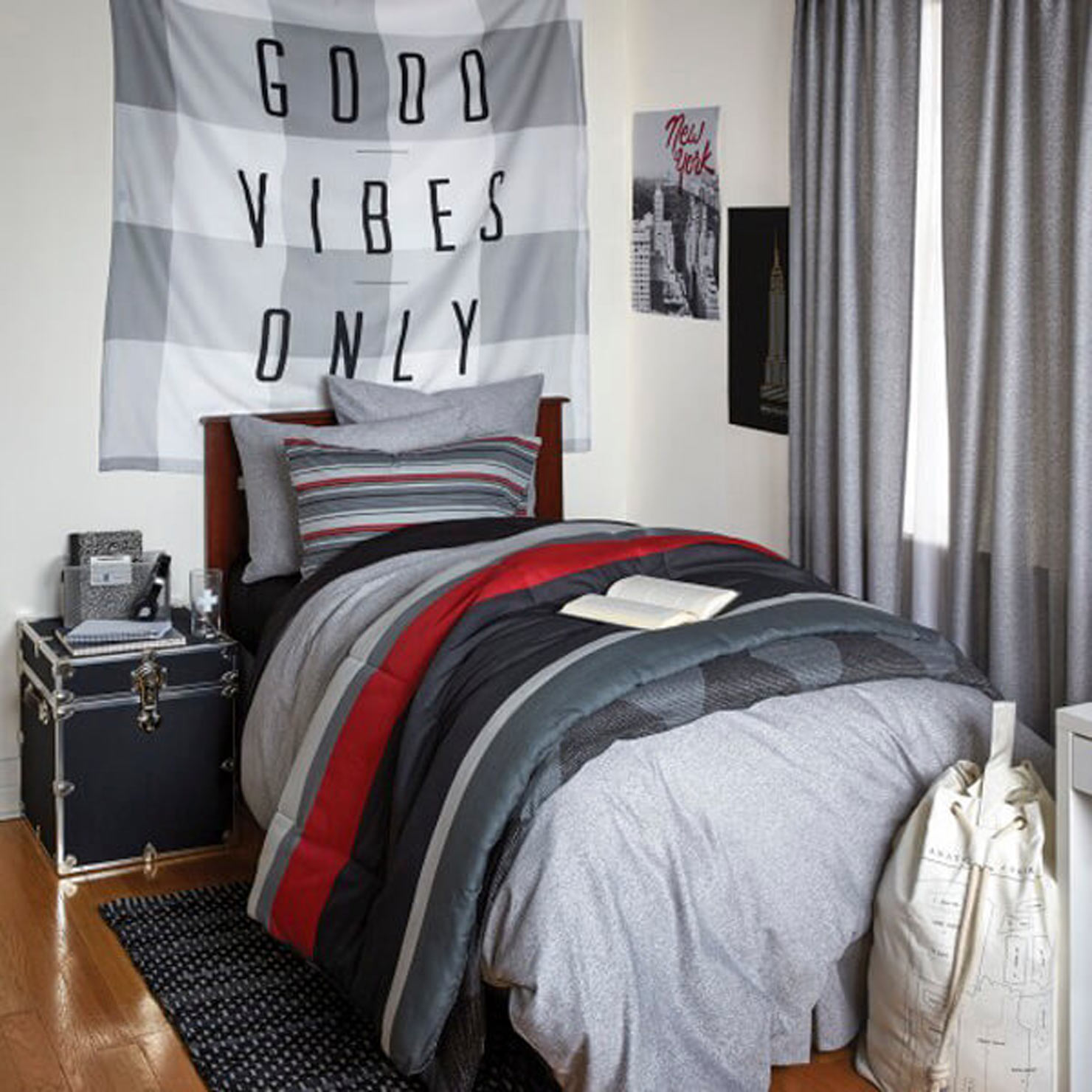 28 Easy Dorm Decorating Ideas | Shutterfly