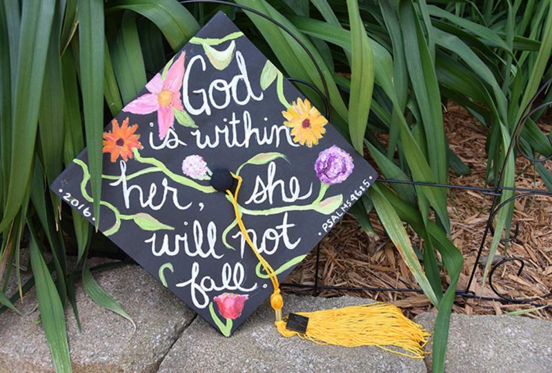 45+ Best Graduation Cap Ideas for 2020 Grads | Shutterfly