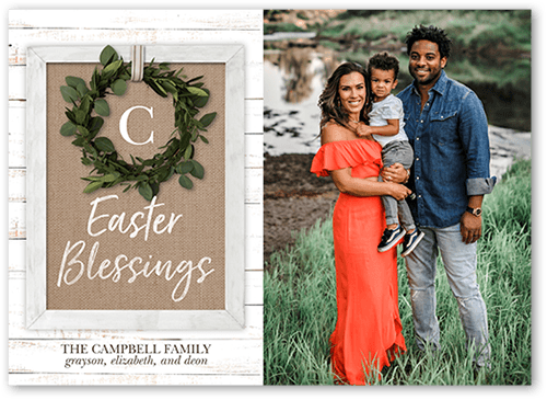 Burlap wreath with family picture along with rustic style design