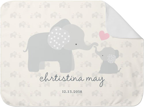 Personalized-zoo-elephant-love-baby-blanket-featuring-the-name-of-a-newborn