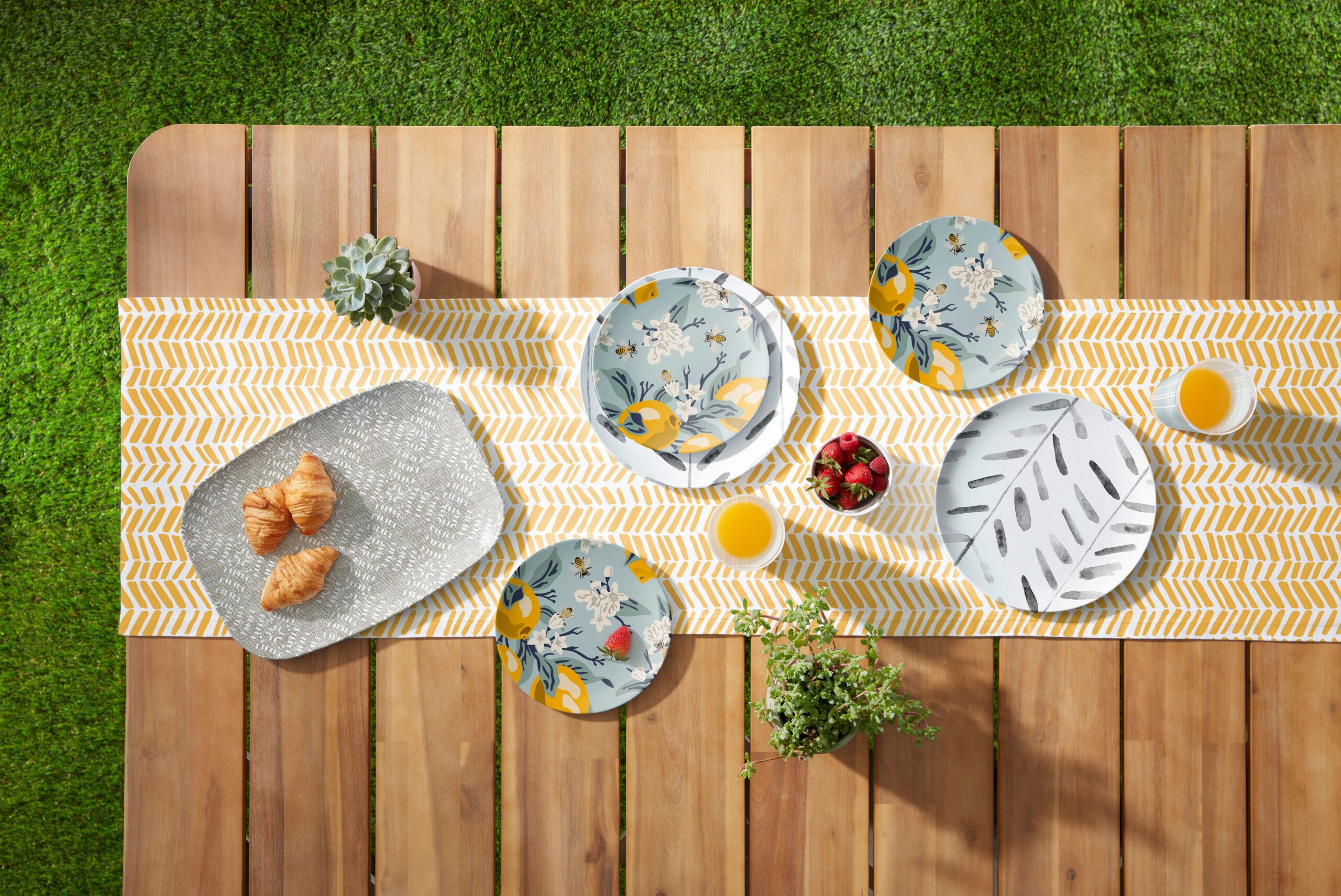 rustic farmhouse table settings