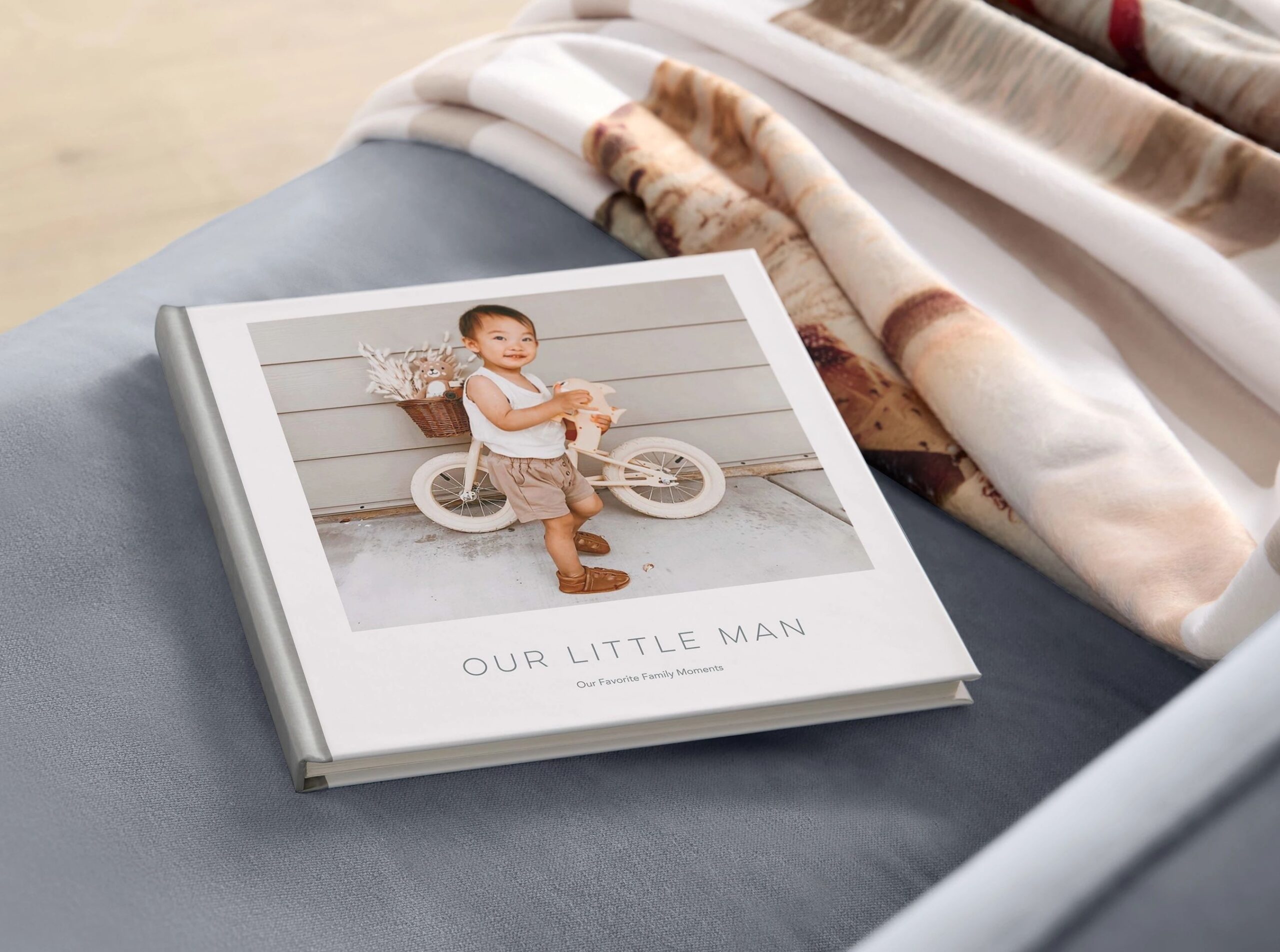 8x8 photo book