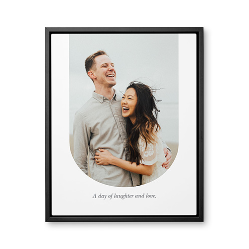 metal print with photo of a couple embracing