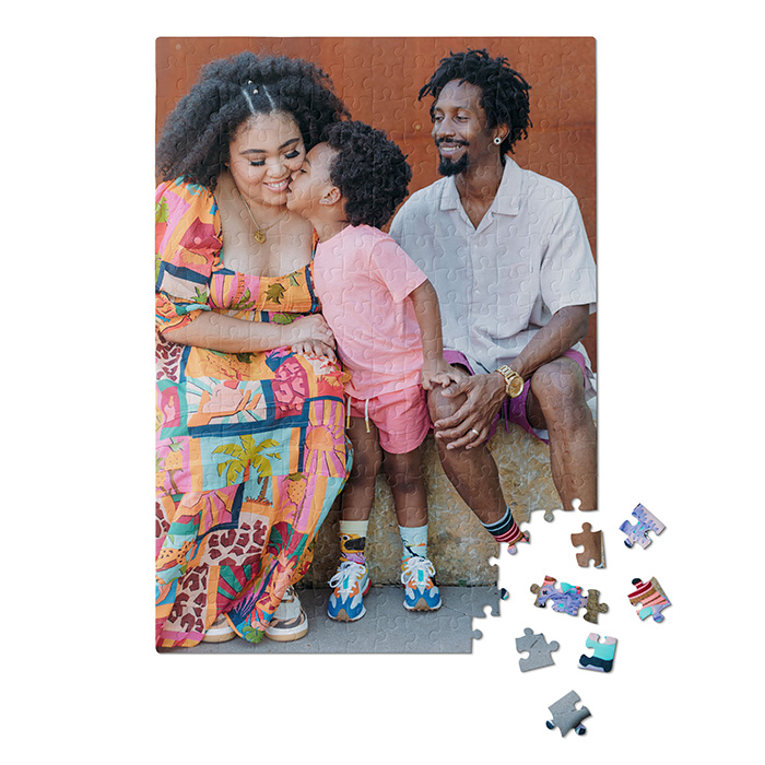 photo puzzle with picture of family