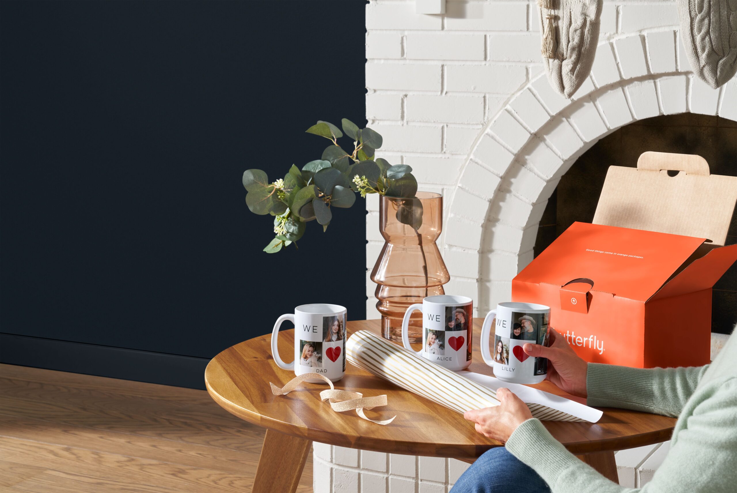 wrapping shutterfly photo mugs with orange shutterfly box
