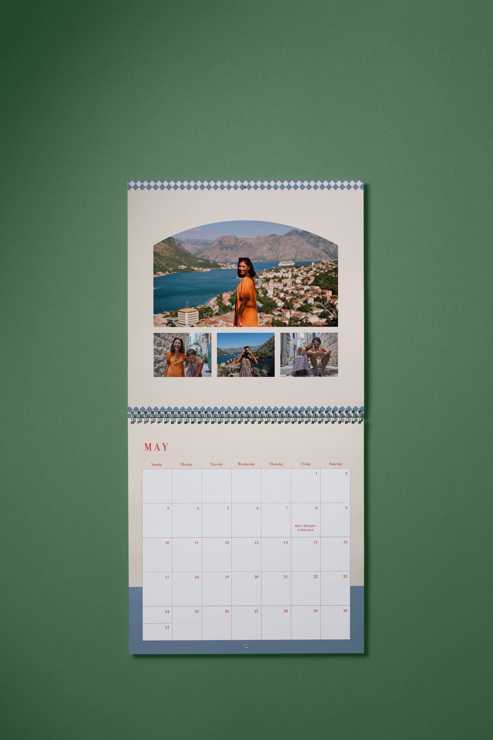 custom wall calendar with photos