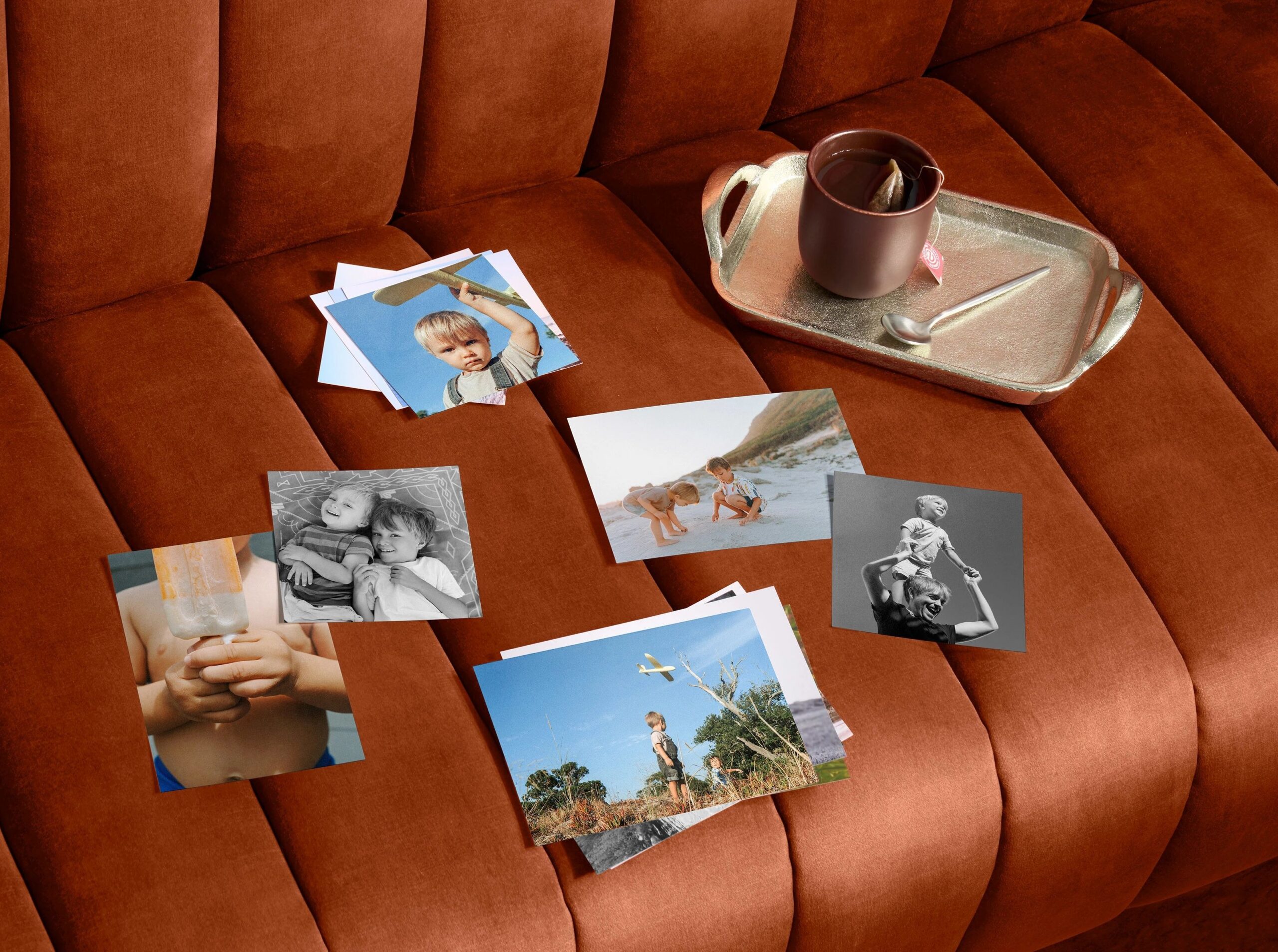 4x4 and 4x6 photo prints on couch