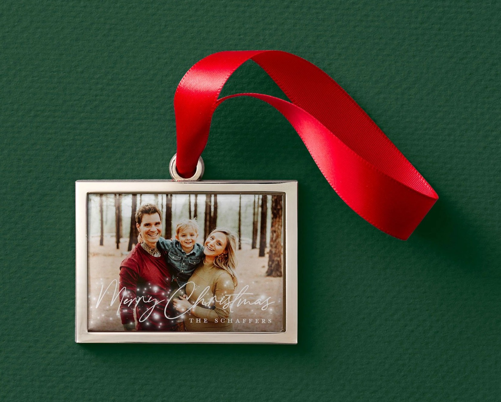 picture frame ornament with family photo and silver frame